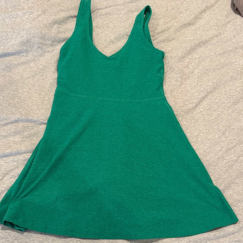 Beyond yoga green space dye dress size small like new